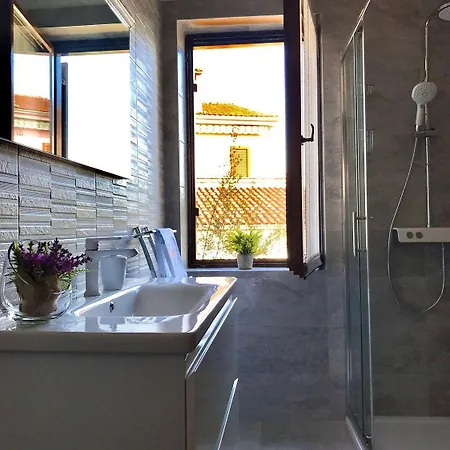 Apartment Voll Ausgestattetes In Mit Herrlicher Terrasse Zum Geniessen